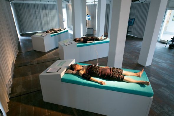 Yatarak ve gezerek para kazanıyorlar! Rüya gibi hayat - Resim: 2