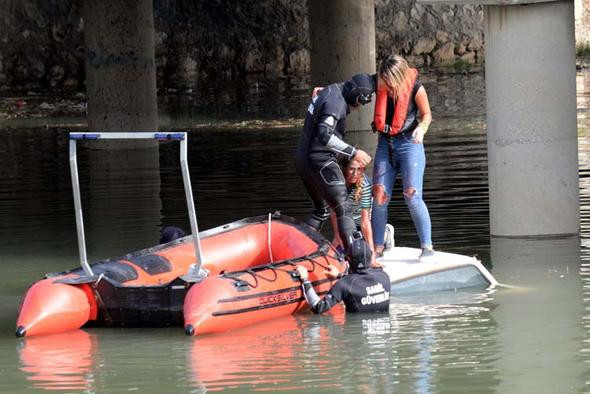 Nefes kesen tatbikatı yüzlerce kişi izledi - Resim: 4