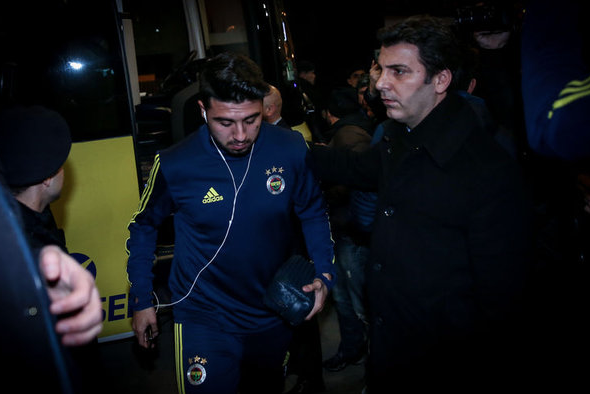 Fenerbahçe'de flaş gelişme! Ersun Yanal iki ismi affedecek - Resim: 4