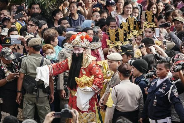 Böyle festival görülmedi Dehşete düşüren görüntüler - Resim: 3