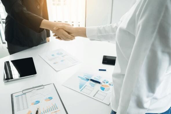 'HERoes: 100 Üst Düzey Kadın Yönetici 2019' listesi açıklandı Türkiye'den 2 isim var - Resim: 1