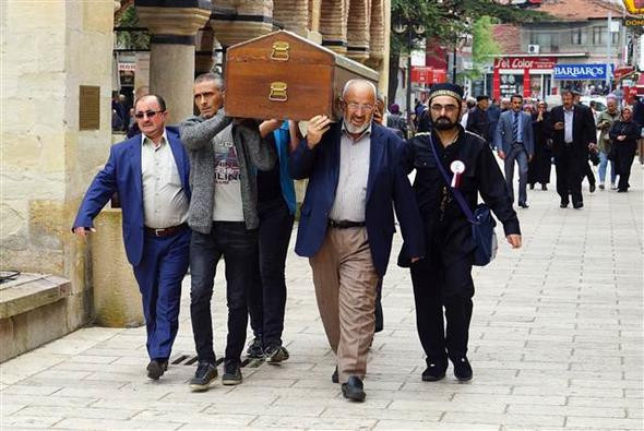 Kastamonu'da vahşet! 5 kişilik aile önce bir çuvala sonra bir tabuta sığdı - Resim: 4