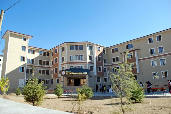 Atatürk ve Cumhuriyet tabelaları indirildi - Resim: 1