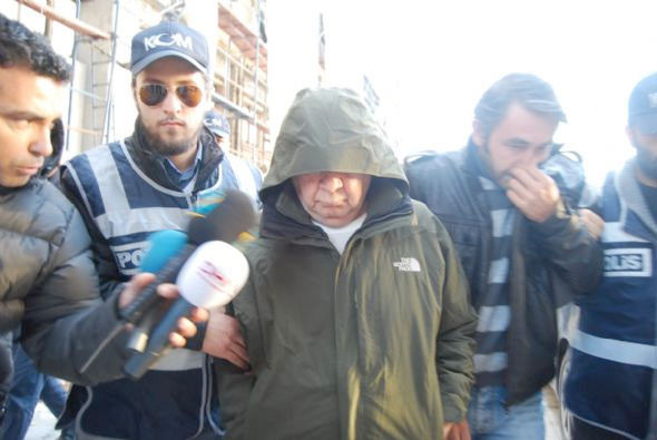 Köksal Engür'ün utanç fotoğrafları - Resim: 2