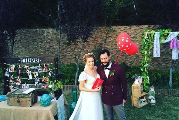 Ve Mutlu son! Burcu Biricik evlendi - Resim: 3