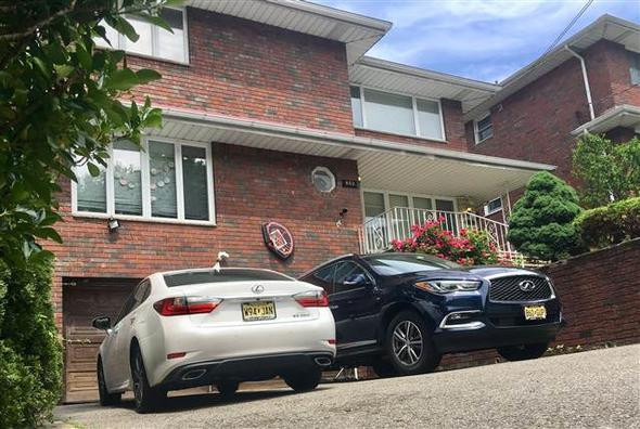 İşte Adil Öksüz'ün eşi! İlk kez orada görüntülendi - Resim: 2