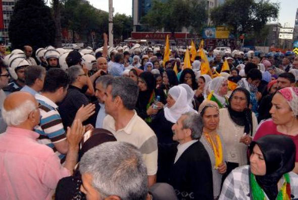 İzmir'de terör gerginliği - Resim: 2