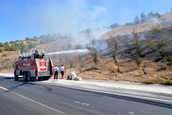 Otoyolda alev alev yandı - Resim: 1