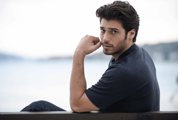 Can Yaman'ın muhteşem değişimi - Resim: 1