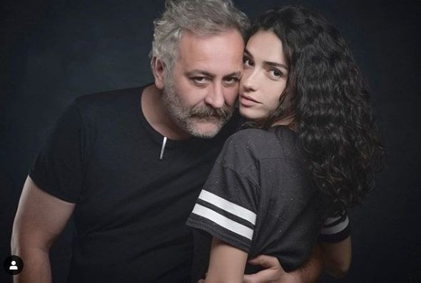 Onur Ünlü internet sitesiyle hayatını satışa çıkardı taştan Altın Portakal'a kadar - Resim: 1