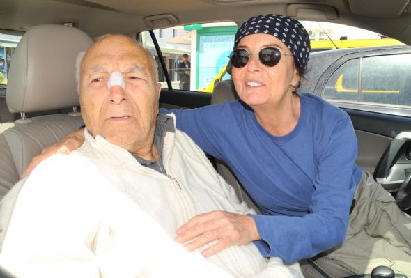 Ünlü yönetmenin burnu kırıldı  - Resim: 1