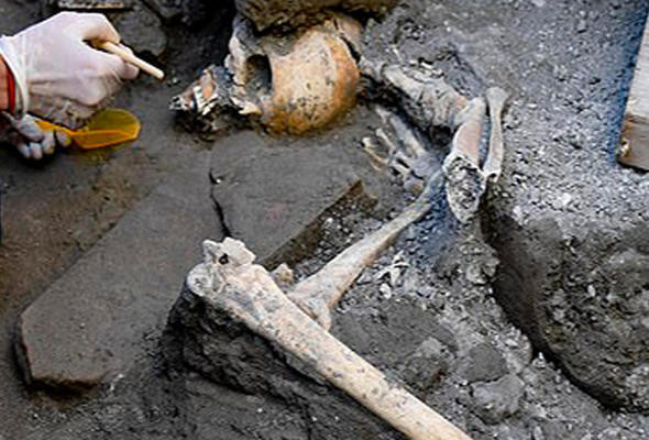 Pompeii kentinde yeni iskeletler bulundu! - Resim: 1