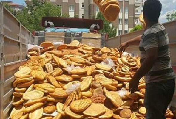 Vatandaş geçen yıl altına yöneldi ancak haftada 2 ekmek çöpe attık - Resim: 3