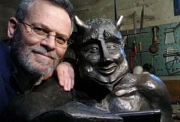 Böyle Şeytan görülmedi sevimli Şeytan İspanyol halkını çileden çıkardı - Resim: 3