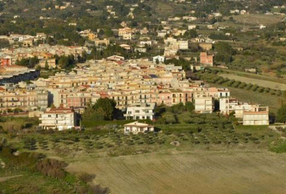 Ucuza ev almak isteyenlere fırsat doğdu 5 liraya İtalya'da ev - Resim: 4