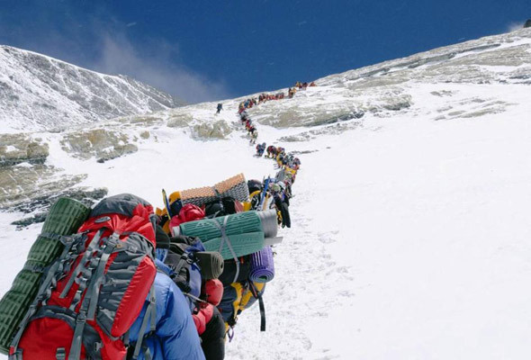 Everest'i çöp bastı Çin harekete geçti bundan sonra 300 kişi ziyaret edecek - Resim: 2