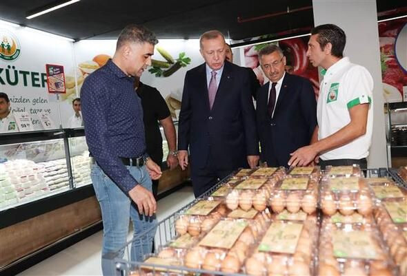 Cumhurbaşkanı Recep Tayyip Erdoğan maket alışverişi yaptı! - Resim: 1