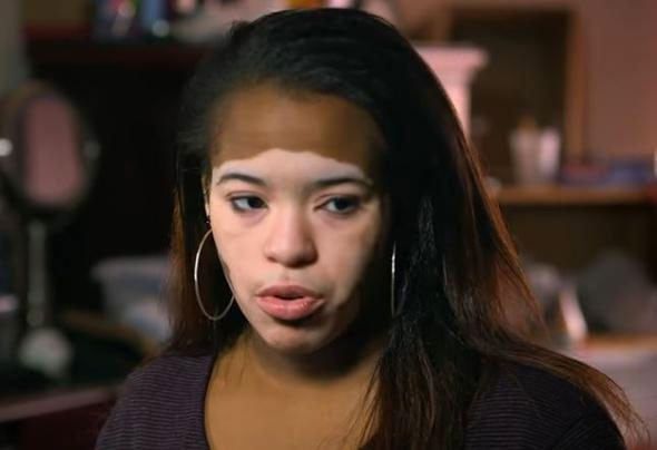 Ailesinden bile saklamış! Makyajını silmeye başladı ve... - Resim: 2