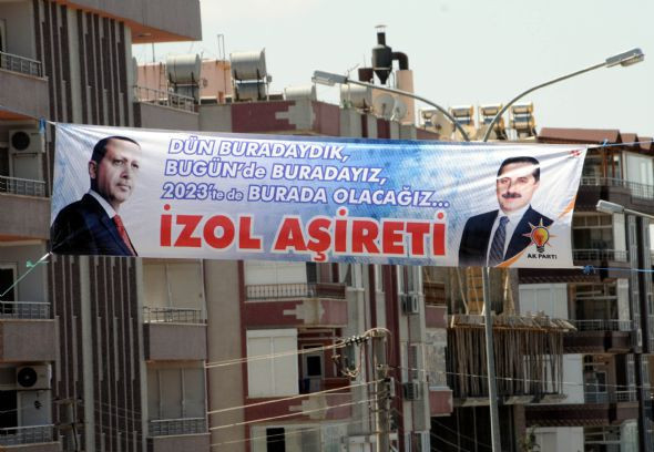 İzol aşiretinde pankart savaşı - Resim: 3