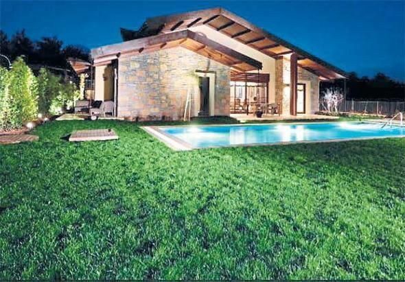 Paraya kıyıp kesenin ağzını açtı! Vinçle gezdiği yeni evi dudak uçuklattı: Ajda Pekkan vatandaşlık aldığı ülkeye yerleşiyor - Resim: 4