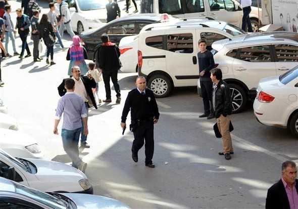 Cezaevinden izinli çıktı palayla ortalığı birbirine kattı - Resim: 2