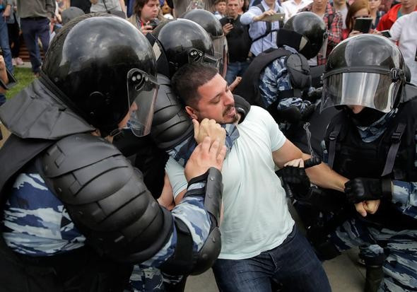 Rusya'da hükümet  karşıtı gösteri - Resim: 2