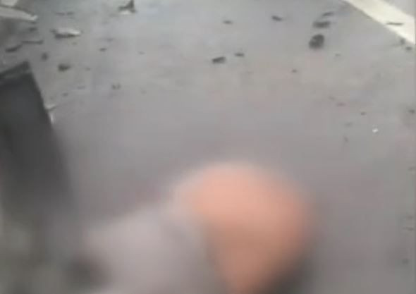 İstanbul'da korkunç kaza! Boğazına bariyer saplandı kafası koptu - Resim: 4