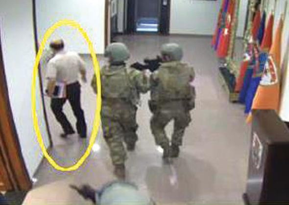 Genelkurmay Karargâhı’nda 'darbe' fotoromanı - Resim: 4