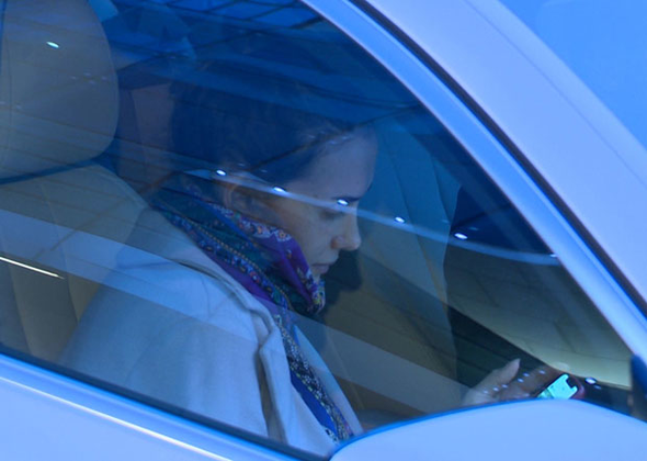 Emina Sandal'a mesajı kim gönderdi! Bir anda ağlamaya başladı - Resim: 4