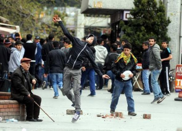 BDP'liler İstanbul'u birbirine kattı! - Resim: 1