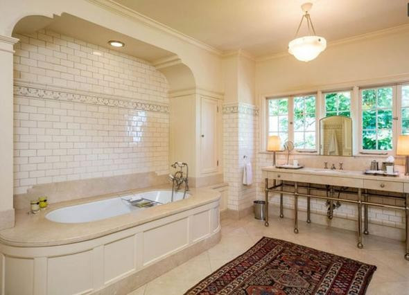 Angelina Jolie'nin yeni hayatı çocuklarını alıp buraya yerleşti - Resim: 3