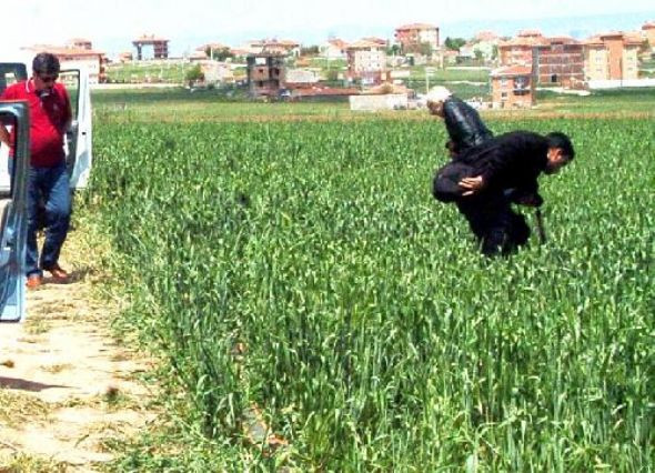 Liseli genci 19 yerinden bıçakladılar! - Resim: 2