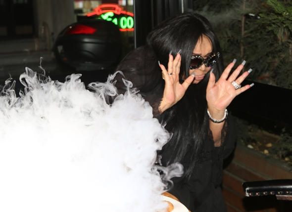 Bülent Ersoy'un korku dolu anları! İftar yemeğinde tedirgin oldu - Resim: 3