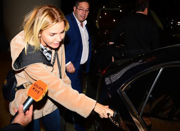 Ece Erken'i çıldırtan olay: 'Dava açacağım!' - Resim: 3