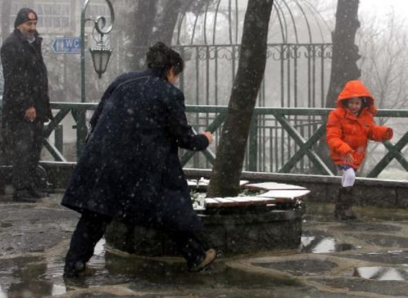 Çamlıca beyaz örtüye büründü! - Resim: 4