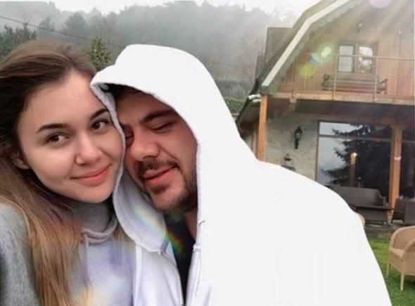 Kavga etti virüs kaptı Eser Yenenler ve Berfu Yenenler'e korona şoku! - Resim: 1