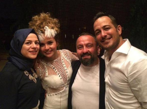 Sarp Apak evlendi Bengisu Uzunöz'ün gelinliğine bakın - Resim: 3