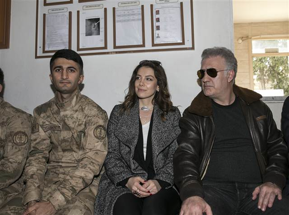 Ünlü isimler Mehmetçik için sınırdaydı - Resim: 2