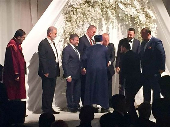 Cübbeli'den kızına olay sözler! Açıklamak zorundaydım deyip... - Resim: 1