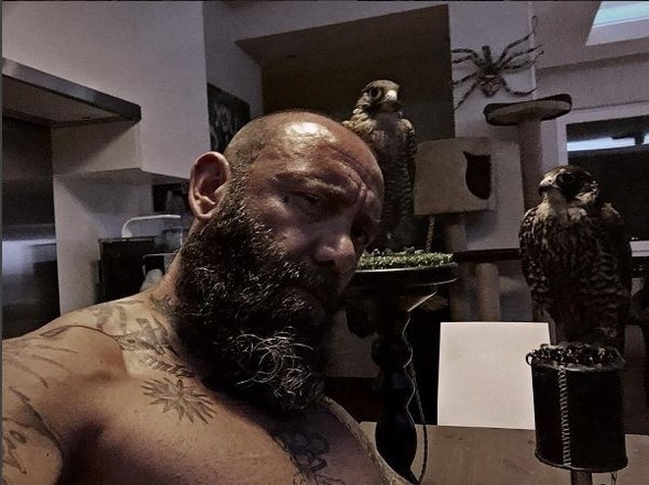 Ünlülerin yönetmenin evinden öyle şeyler çıktı ki... - Resim: 2