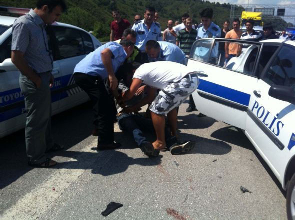 Polisin cipini çalınca - Resim: 3