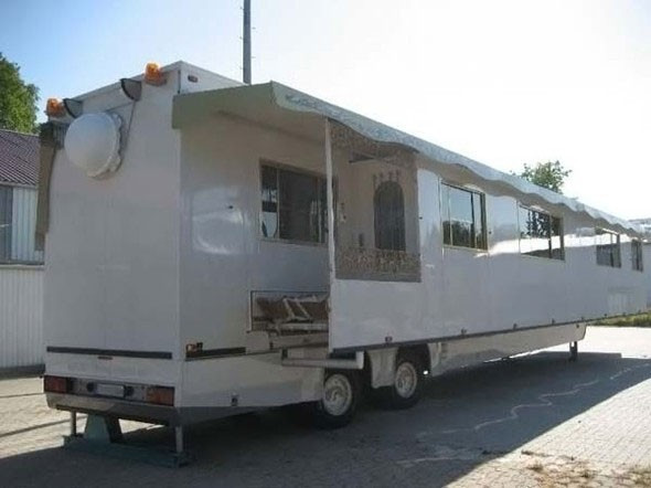 Bu ev sizin bildiğiniz evlerden değil! İçi ev dışı... - Resim: 4