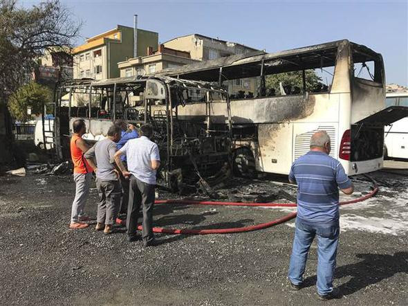Sarıyer'de korkutan yangın! Yürekler ağza geldi - Resim: 2