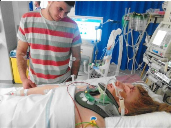 Darbe üstüne darbe! Kız arkadaşını felç bırakıp onu aldattı - Resim: 3