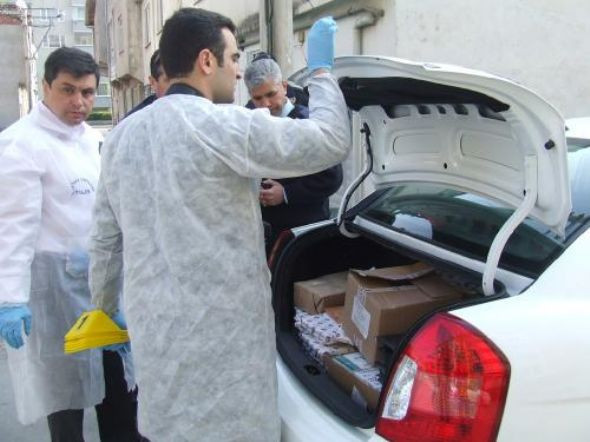 Falçatayla dehşet saçtı! - Resim: 1