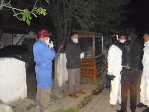 Öldüğünü kokusundan anladılar! - Resim: 1