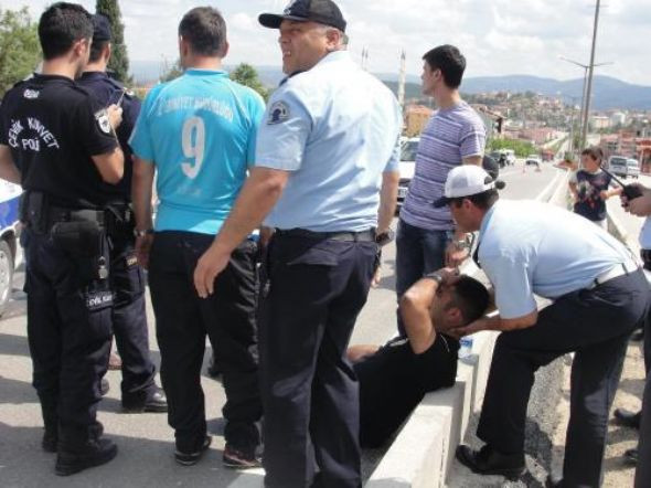 Üsteğmen dur ihtarına uymayınca... - Resim: 1