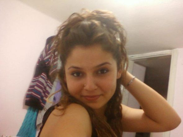 Liseli kızların kavgası kanlı bitti - Resim: 1