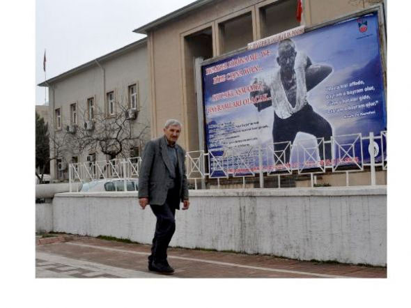 Kürtçe Çanakkale afişleri - Resim: 2