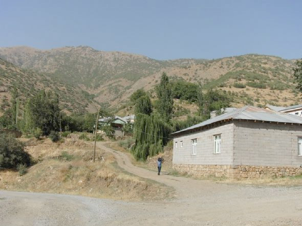 Şemdinli'de o köye girdiler - Resim: 2